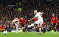 Man Utd bị kéo xuống mặt đất?