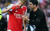 Martin Odegaard là nạn nhân trong sự chuyển dịch lối chơi của Arsenal