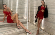 Diện váy đỏ, vợ Graziano Pelle khoe 3 vòng chuẩn siêu mẫu