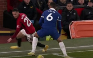 Xỏ háng siêu trung vệ, Antony khiến hàng thủ Chelsea hỗn loạn