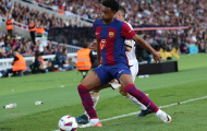 Sao trẻ Barca tỏ thái độ với Xavi