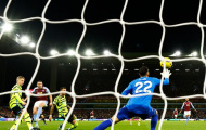 'Arsenal bị bắt nạt suốt cả trận'