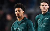 Lý do Arteta bỏ qua thần đồng 16 tuổi khi Arsenal hòa PSV