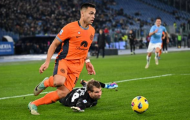 Roma thua sốc, lỡ cơ hội top 4; Inter bắt đầu tách tốp