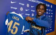 'Chelsea hoảng loạn mua sắm khắp nơi'