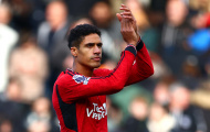 Phản ứng của Varane khi nhận giải Cầu thủ xuất sắc nhất trận