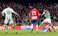 Girona bị ngáng đường, Real lên ngôi đầu 