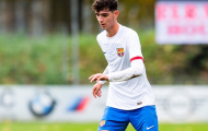 Xavi gọi thần đồng 16 tuổi thay thế Marcos Alonso