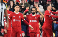 Salah 'đóng đinh' ngôi đầu cho Liverpool sau cơn mưa bàn thắng