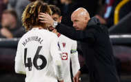 Ten Hag giữ chân ngọc quý Man United