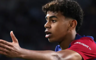 Thần đồng Barcelona nhận án treo giò 'kỳ lạ' 