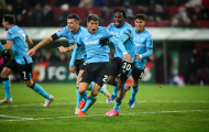 Thắng nghẹt thở Augsburg, Leverkusen tái lập khoảng cách 4 điểm với Bayern 
