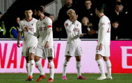 Hàng thủ chơi như mơ ngủ, Man Utd suýt phải trả giá