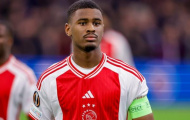 Ngôi sao 17 tuổi của Ajax có phải là giải pháp cho hàng thủ của Arsenal?
