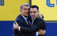 Người thay thế Xavi sẽ phải đối mặt với điều gì tại Barca?