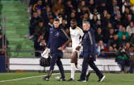 Rudiger tập tễnh rời sân, Ancelotti phá vỡ im lặng