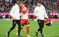 Alphonso Davies báo tin dữ cho Bayern Munich