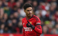 Al-Nassr tính 'dụ dỗ' Raphael Varane bằng mức lương cực khủng