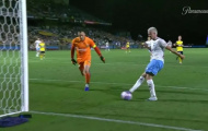 SỐC! Choáng với pha bỏ lỡ kinh hoàng trong lịch sử bóng đá