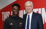 Lời khuyên của Arsene Wenger giúp Bukayo Saka cải thiện phong độ