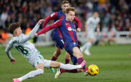 Frenkie De Jong là không thể thay thế trong đội hình Barcelona
