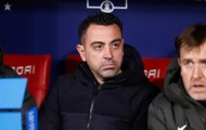 Xavi bức xúc khi bị đuổi khỏi sân