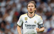 Dấu hỏi Modric khiến Real lăn tăn