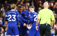 Gullit: “Thật đáng xấu hổ cho Chelsea”  