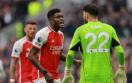 Arsenal sẽ mất Raya đầu mùa tới