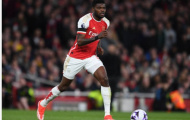 Barca tăm tia tiền vệ Arsenal 