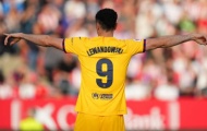 Atletico Madrid muốn thâu tóm trung phong Barcelona