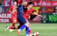 Mất nguời từ sớm, bị dẫn bàn, Thể Công Viettel vẫn giành điểm trước Bình Định