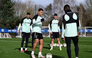 Chelsea bán sân tập?