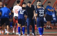 Kiatisuk từ chức tại CAHN; Ông Kim Sang-sik gọi Văn Lâm, 'Vua săn Tây' lên tuyển