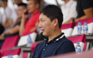 HLV Kim Sang-sik đi xem đội bóng của thầy Park, HLV Mai Đức Chung nói lời thật vụ trở lại tuyển nữ