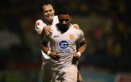 Vòng 21 V.League: Nam Định đếm ngày nâng Cúp; HAGL run rẩy