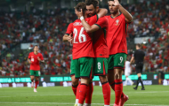 Vắng Ronaldo, Fernandes lập cú đúp cho Bồ Đào Nha
