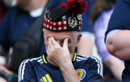 CĐV Scotland “sụp đổ” sau thảm bại tại Munich