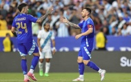 Sao M.U phản lưới, Messi vẫn giải cứu Argentina