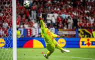 Khi thủ môn số 1 nước Đức tìm lại bản ngã