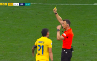 Tình huống đáng xấu hổ của trọng tài ở trận Romania - Hà Lan