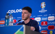 Owen Hargreaves lo lắng vị trí của Declan Rice