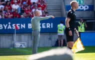 Các sao lớn thi đấu bạc nhược, Man United phơi áo trên đất Na Uy