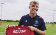 Hojlund rạng rỡ với số áo mới, chờ cặp song sát tại Old Trafford