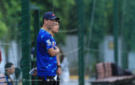 U22 Việt Nam tập buổi đầu, HLV Shin Tae-yong họp với chủ tịch vì AFF Cup