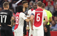 Ajax thắng dễ, Henderson vẫn nổi điên với đồng đội