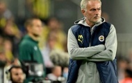Thắng kịch tính, Mourinho lập kỷ lục vô tiền khoáng hậu