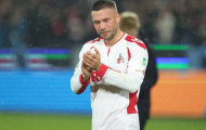 Lukas Podolski rơi nước mắt trong trận đấu cuối cùng