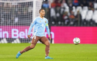 Tielemans sút hỏng 11m, khiến Tchouameni nhận thẻ đỏ 