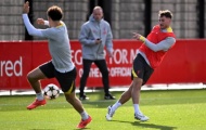 Buổi tập Liverpool: 5 cái tên vắng mặt; Slot đối mặt 2 quyết định nan giải 